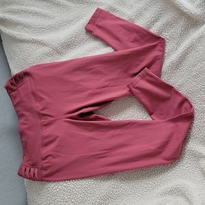 💕 Large Yogalicious Lux pink leggings 💗
